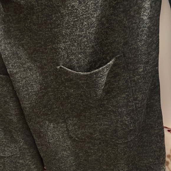 Cardigan - Picture 4 of 6